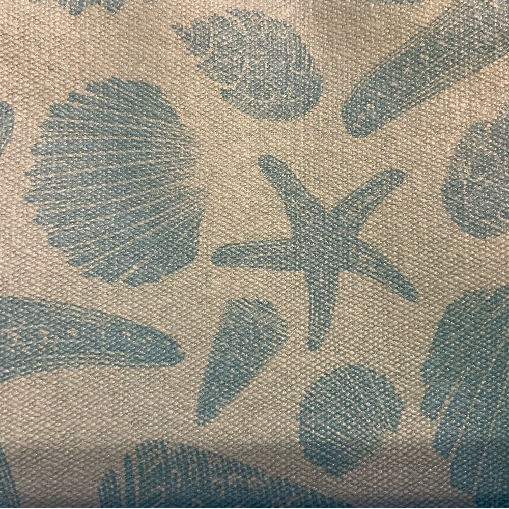 Crabtree & Evelyn Summer Sea Shell, Blue Travel Bag/Cosmetic Bag - Picture 11 of 15